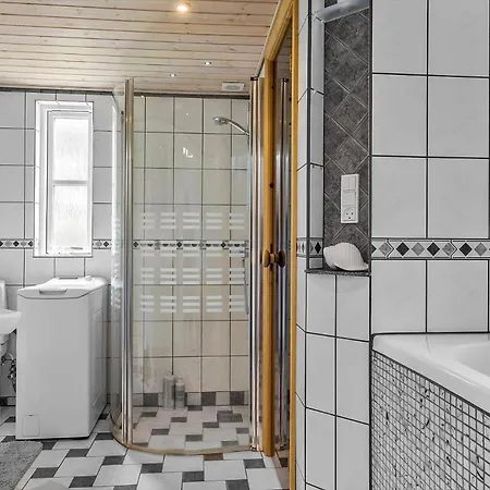 Ha258-hals-ildervej-6 بيت للعطل *